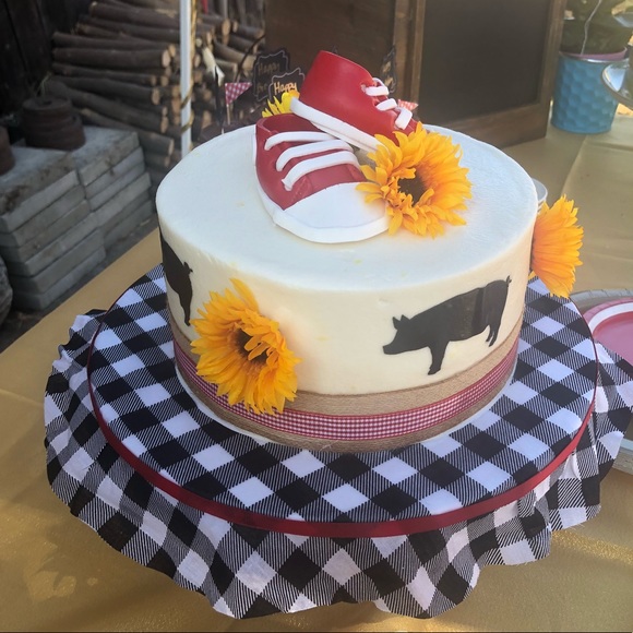 Meet your Posher, Natasha - Picture 1 of 1